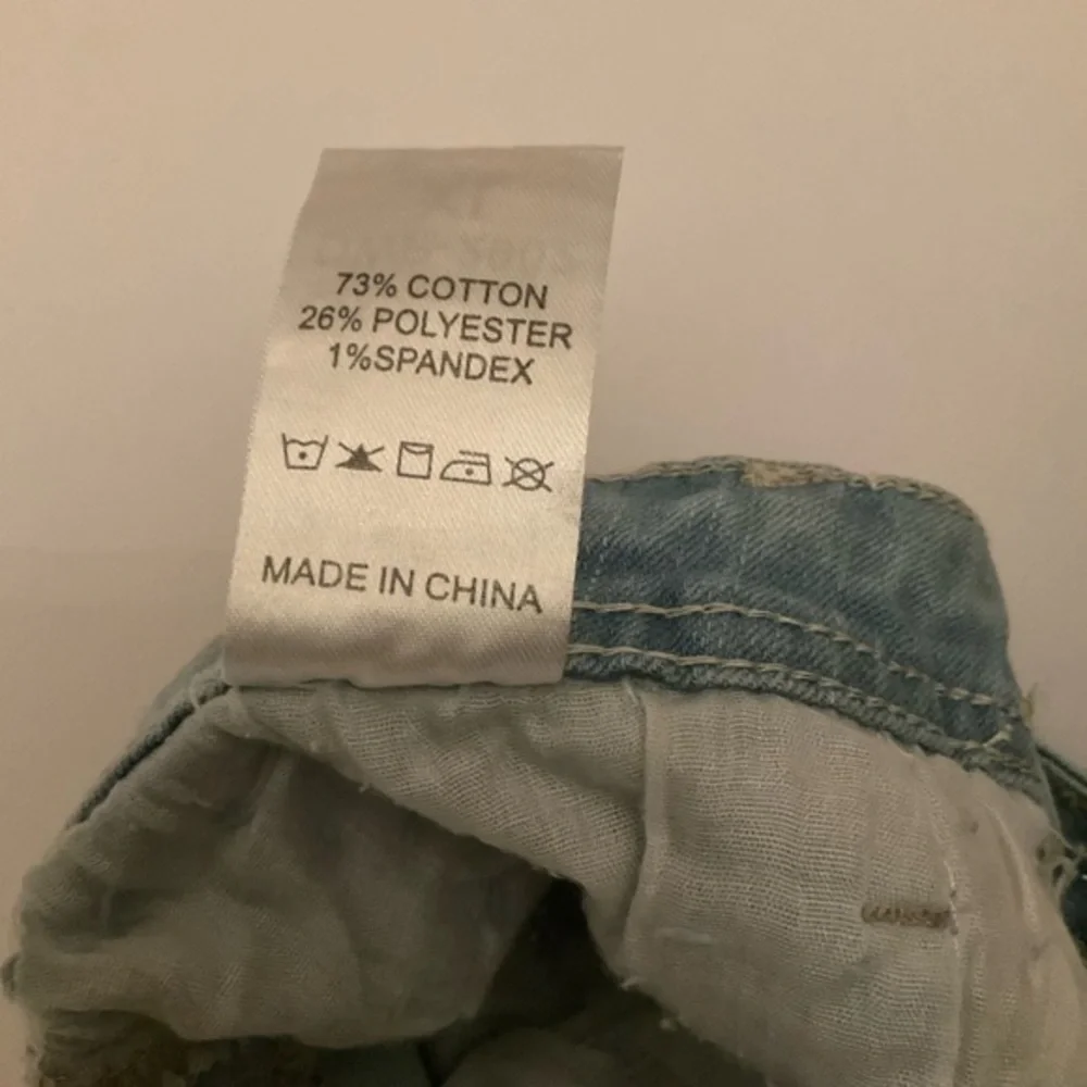 Fringe Jean Shorts - Picture 4 of 5